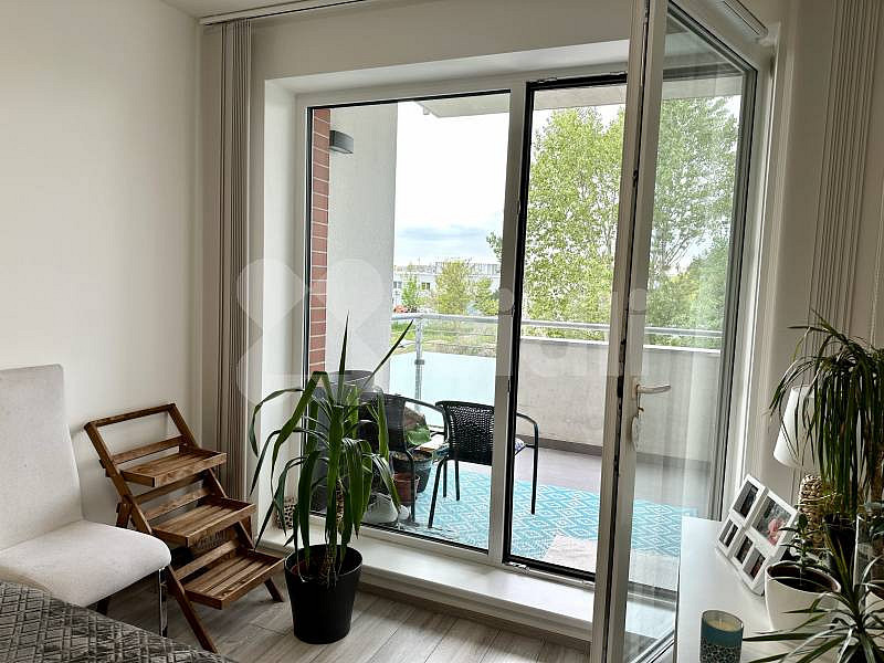 Pronájem bytu 2+kk 55 m² – fotografie 5