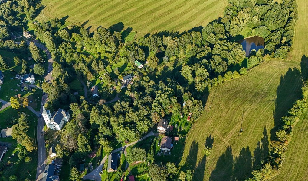 Prodej stavebního pozemku 10 690 m², Zlatá Olešnice – náhled fotky 9
