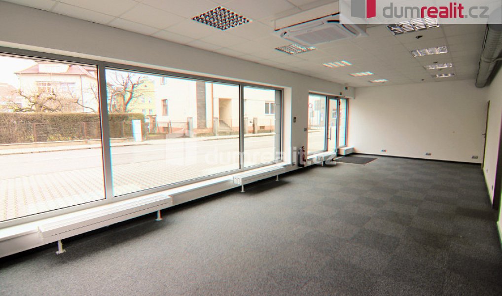 Pronájem obchodních prostor 78 m², Uherské Hradiště – náhled fotky 2
