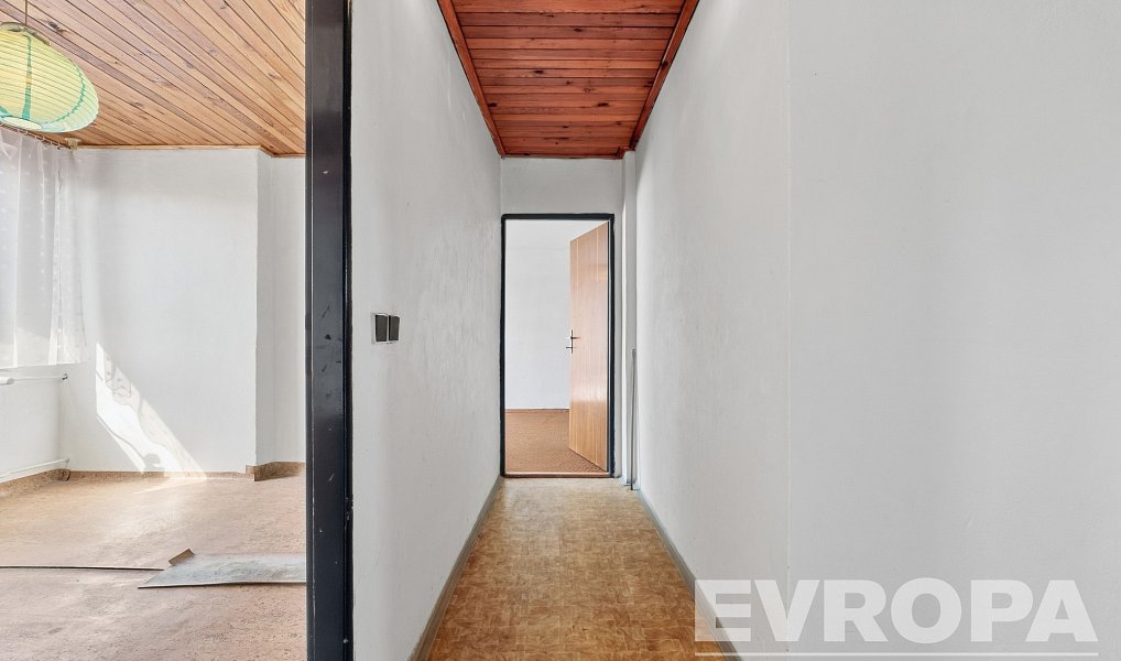Prodej domu 150 m² s pozemkem 1 131 m², Lovčice – náhled fotky 23