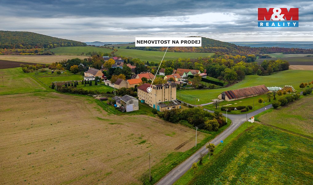 Prodej zemědělského objektu 2 000 m², Křešice – náhled fotky 7