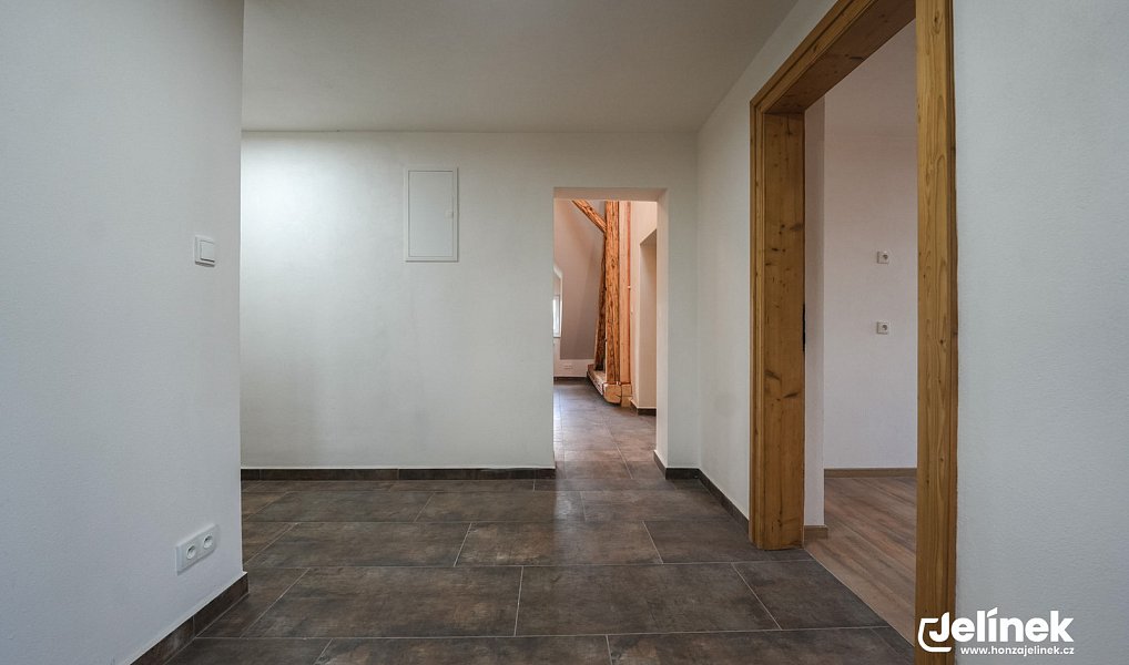 Prodej bytu 4+1 117 m², Polička – náhled fotky 4