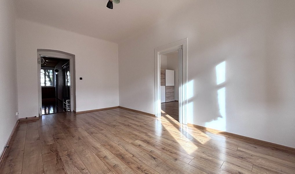 Pronájem bytu 2+1 81 m², Plzeň – náhled fotky 10