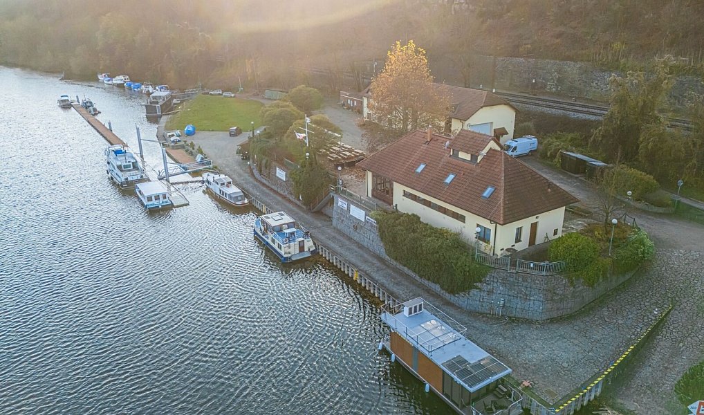 Prodej stavebního pozemku 711 m², Nelahozeves – náhled fotky 20