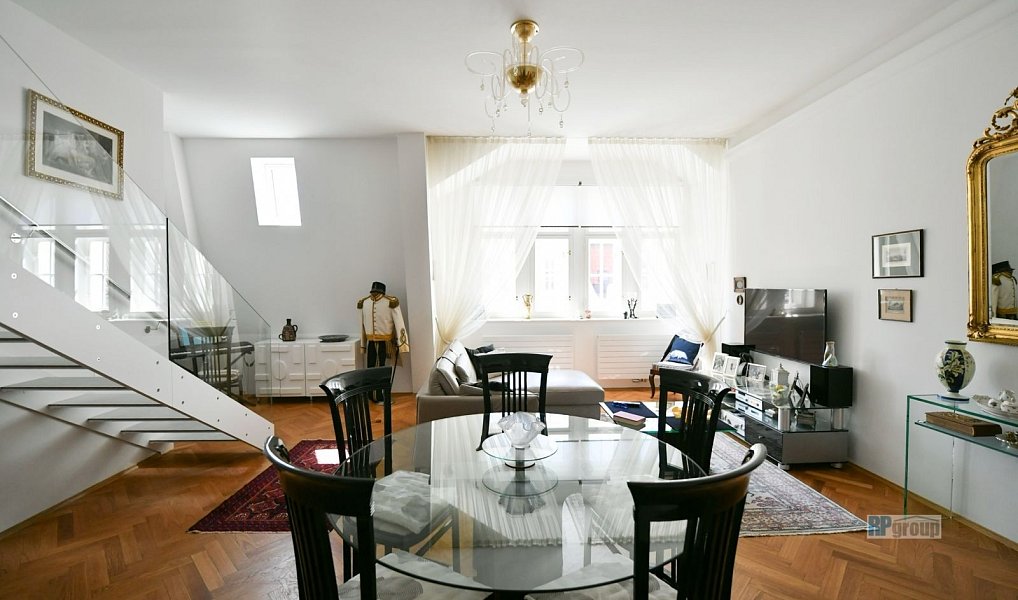 Prodej bytu atypického 108 m², Praha – náhled fotky 2