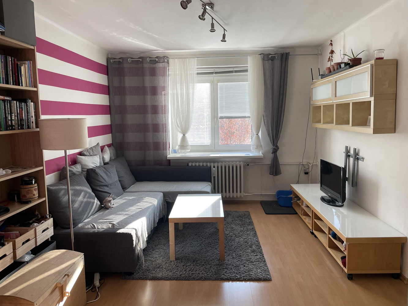 Pronájem bytu 2+1 56 m² – fotografie 2
