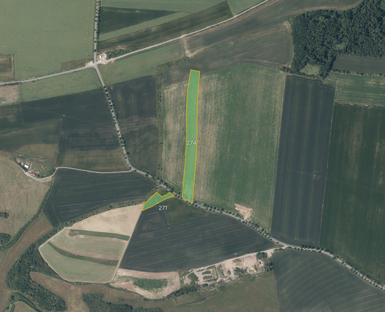 Prodej pole 23 538 m²