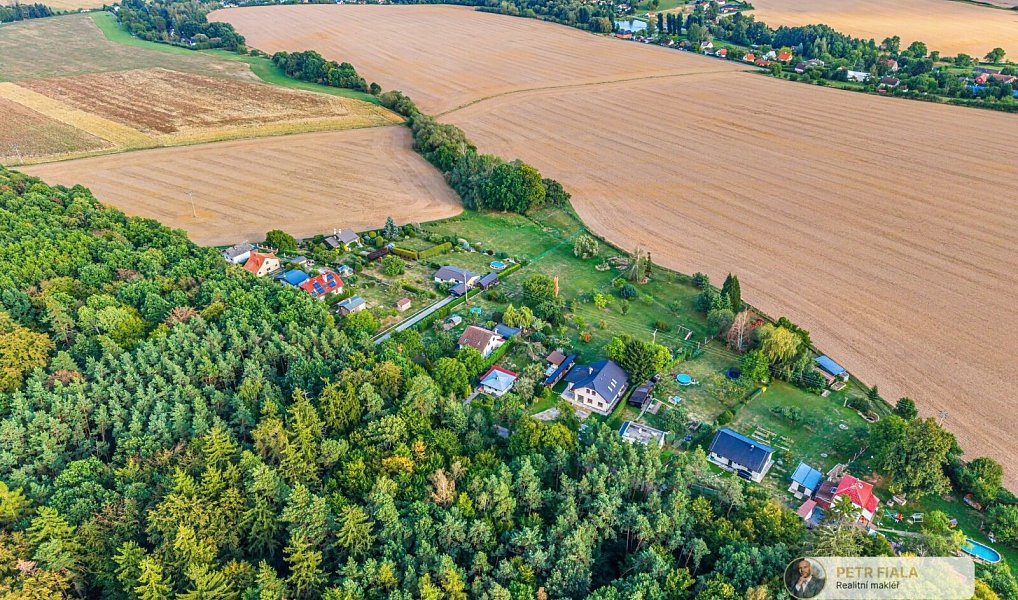 Prodej stavebního pozemku 1 000 m², Čisovice – náhled fotky 9