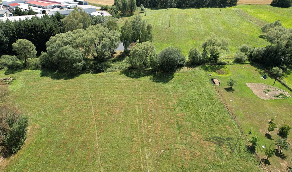 Prodej stavebního pozemku 2 410 m², Střítež – náhled fotky 3