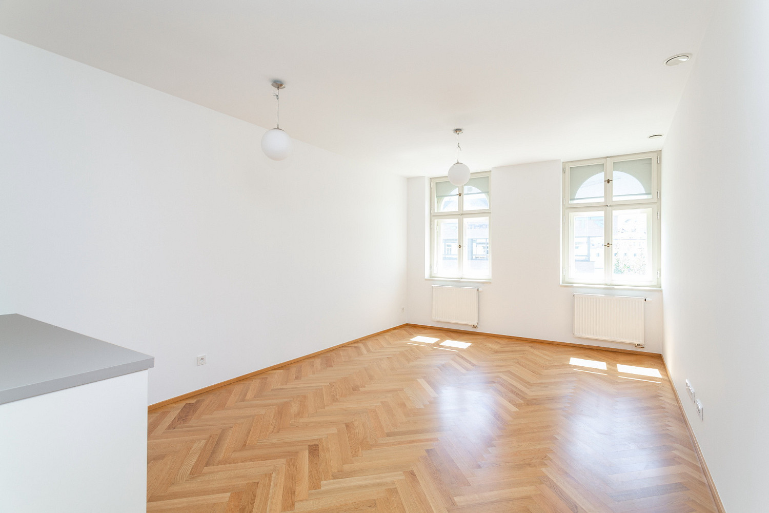 Pronájem bytu 3+kk 85 m² – fotografie 2