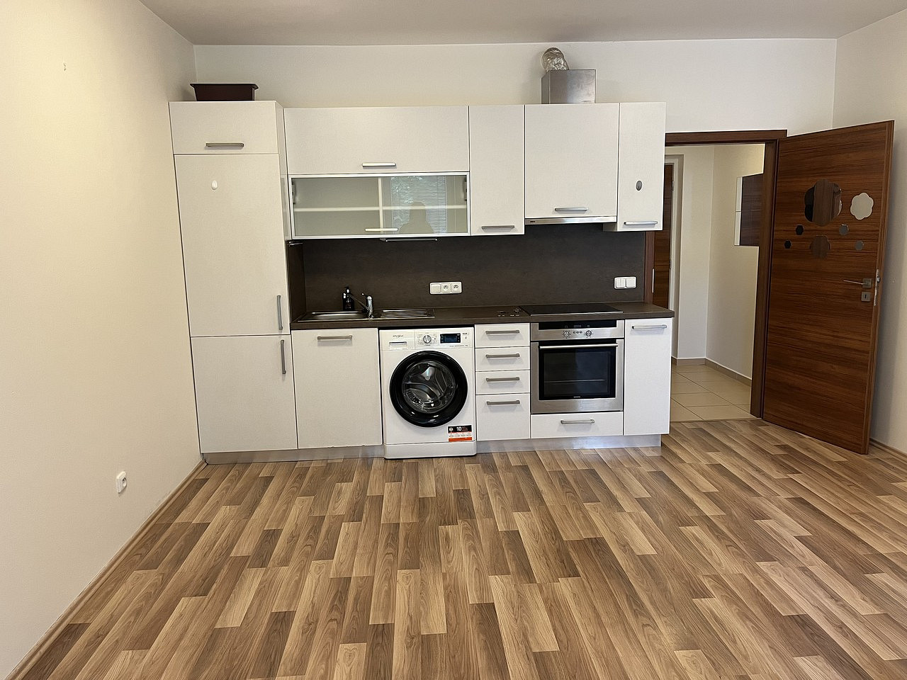 Pronájem bytu 1+kk 30 m² – fotografie 2
