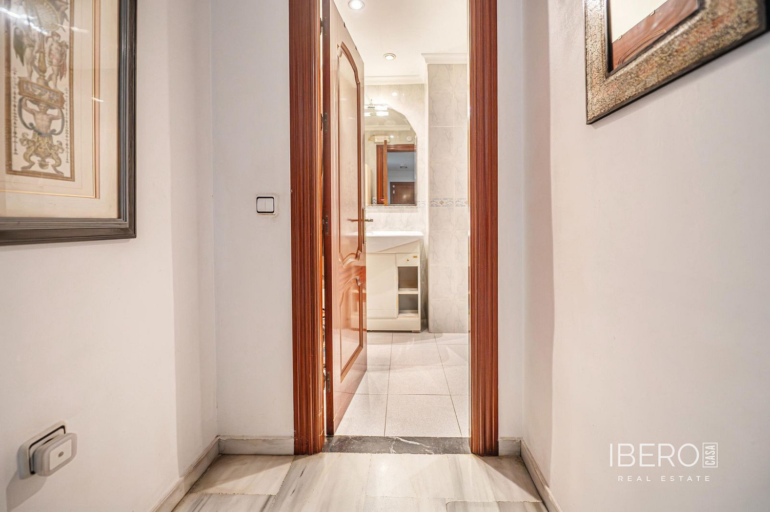 Piso 5+kk – Málaga, Centro Histórico, Centro - Más
