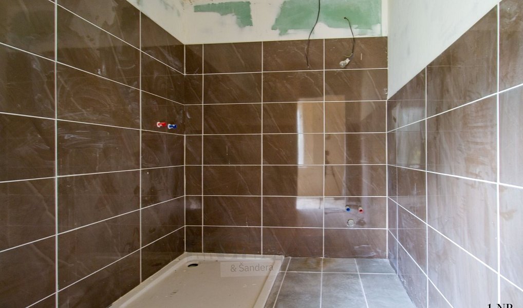 Prodej nájemního domu, činžáku 410 m², Moldava – náhled fotky 17