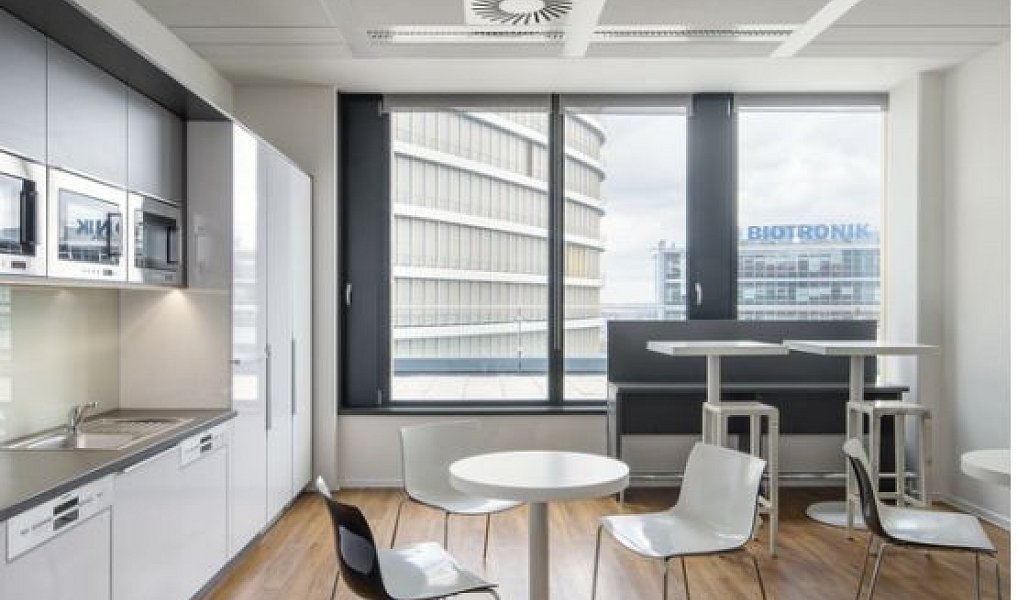 Pronájem kanceláře 535 m², Praha – náhled fotky 10
