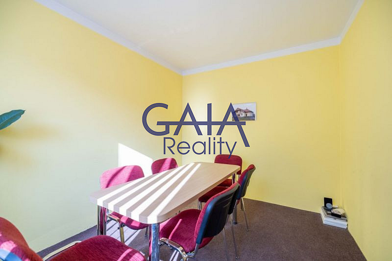 Prodej obchodních prostor 692 m² – fotografie 5