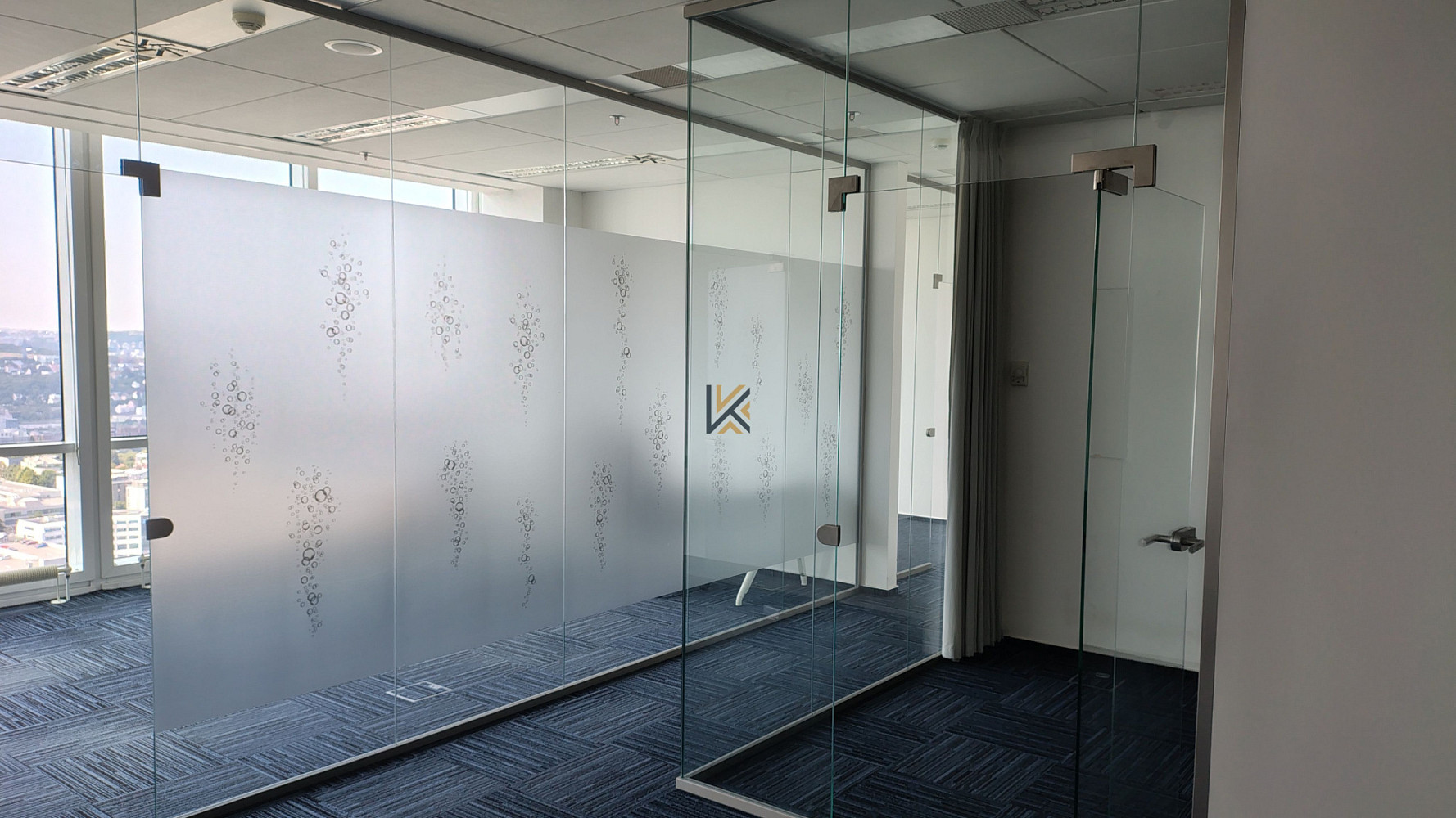 Pronájem kanceláře 142 m² – fotografie 4
