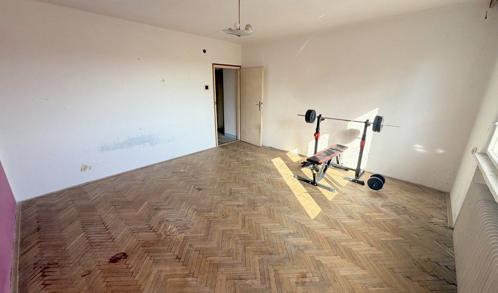 Pronájem domu 150 m² s pozemkem 1 406 m², Hluk – náhled fotky 12