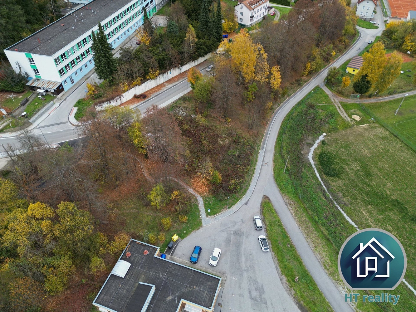 Prodej stavebního pozemku 833 m² – fotografie 2