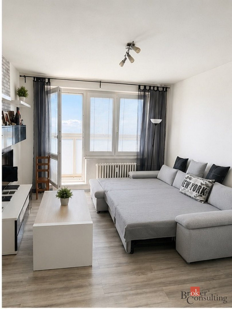 Prodej bytu 1+kk 33 m² — photo 3