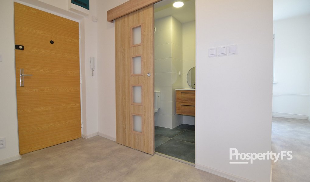 Pronájem bytu 3+1 72 m², Teplice – náhled fotky 11