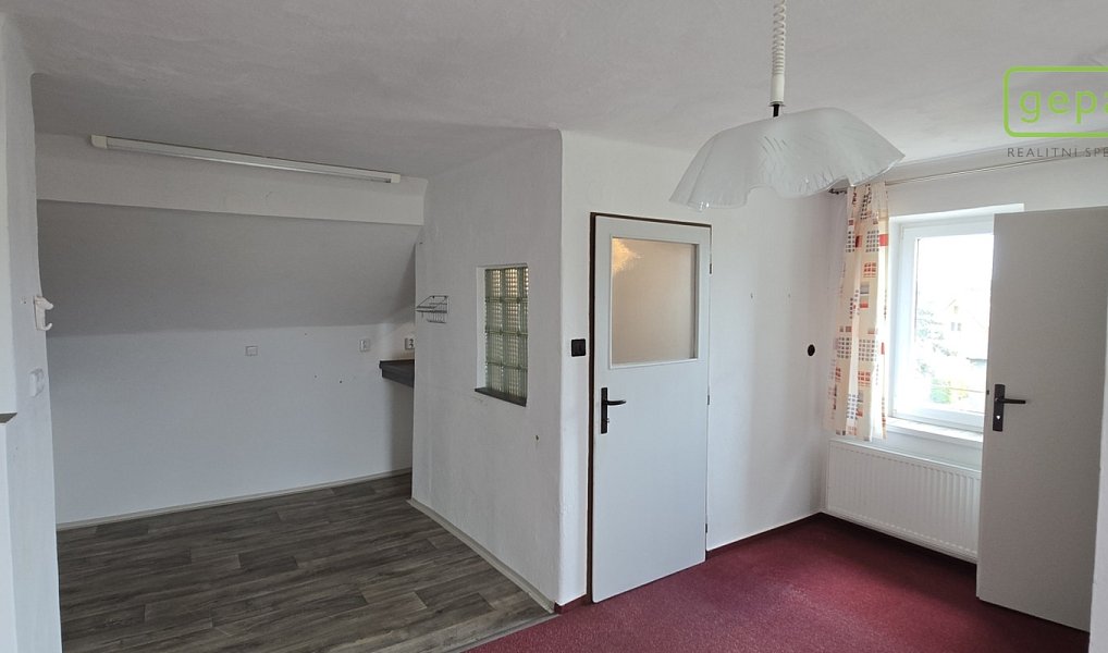 Prodej domu 145 m² s pozemkem 1 218 m², Zlatá Koruna – náhled fotky 28