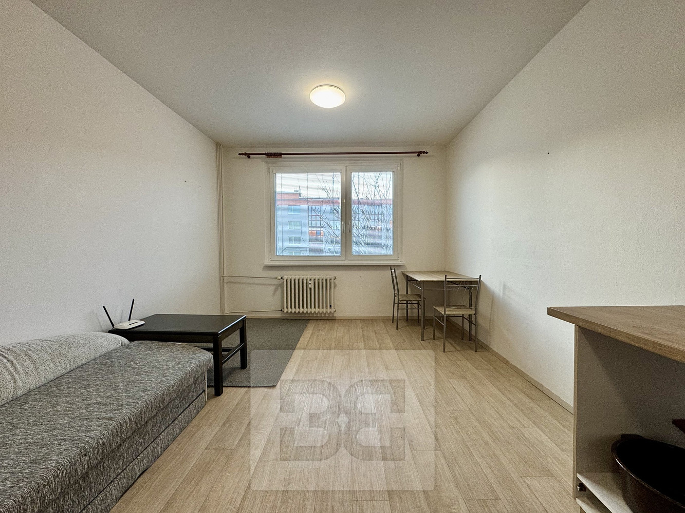 Pronájem bytu 2+kk 36 m² – pohled 3