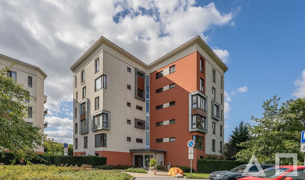 Prodej bytu 3+kk 94 m², Praha – náhled fotky 23