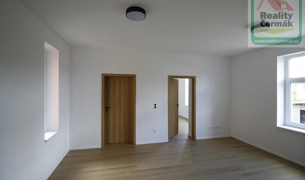 Pronájem bytu 3+kk 60 m², Holýšov – náhled fotky 7