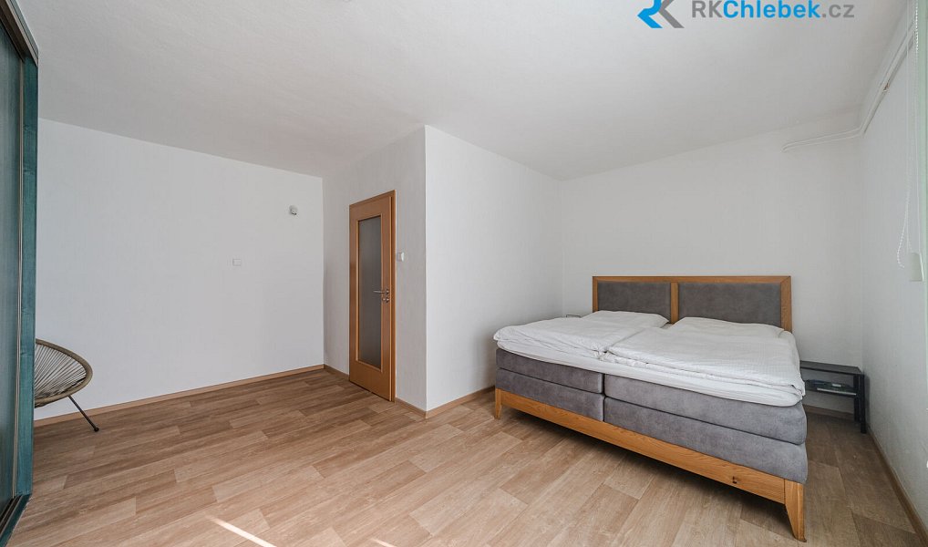 Prodej domu 268 m² s pozemkem 1 080 m², Kravaře – náhled fotky 10
