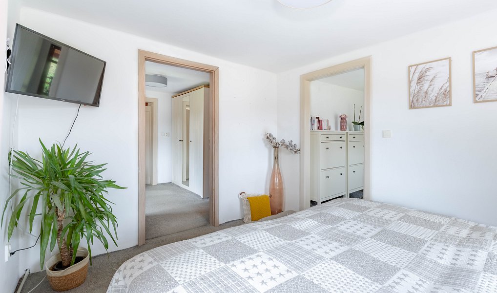 Prodej domu 180 m² s pozemkem 2 568 m², Raspenava – náhled fotky 14