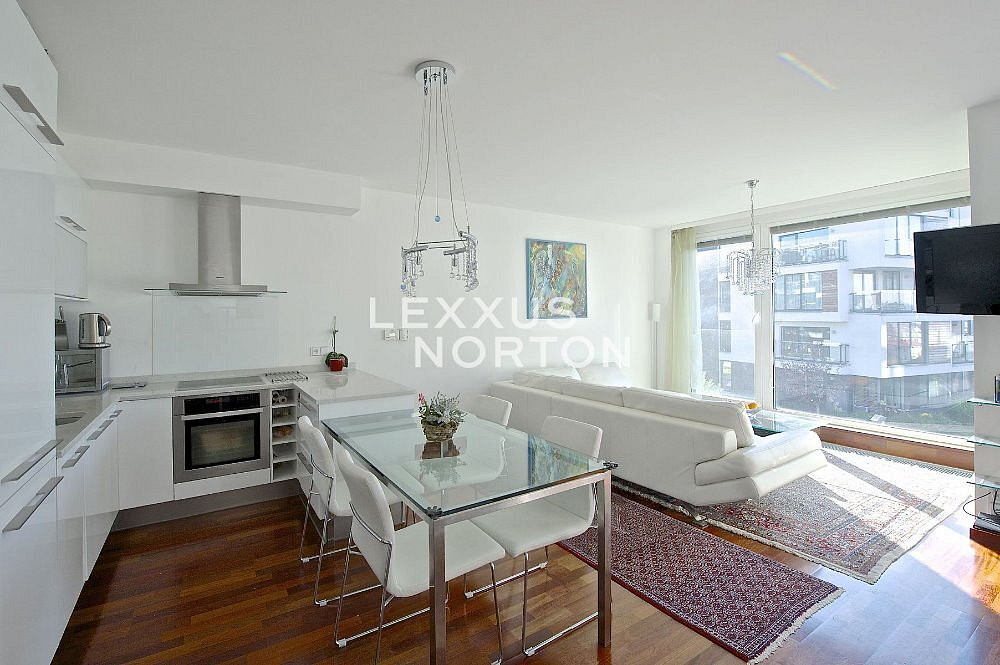 Pronájem bytu 1+kk 57 m²
