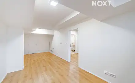 Prodej obchodních prostor 40 m², Švehlova, Praha 10 - Hostivař