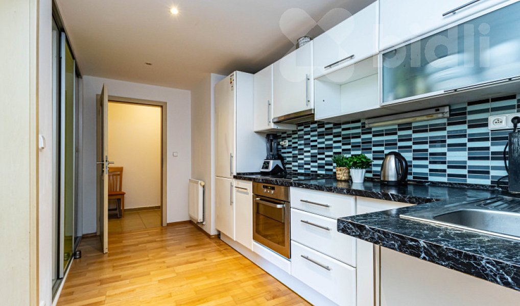 Prodej bytu 1+1 49 m², Praha – náhled fotky 6