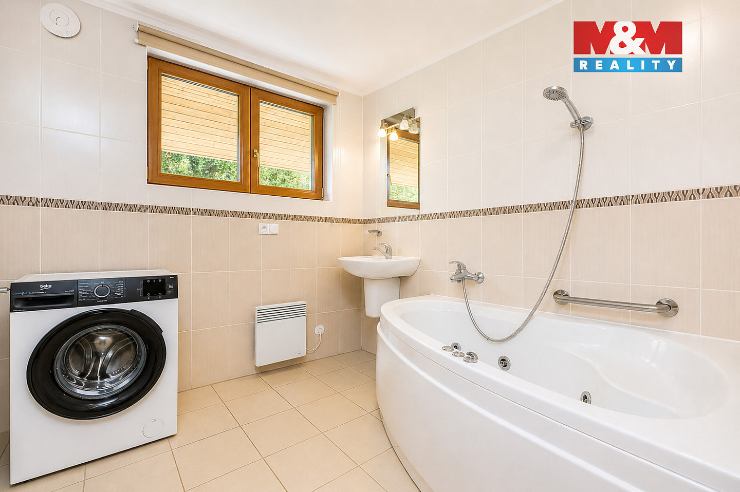 Prodej domu 156 m² s pozemkem 910 m² – pohled 5