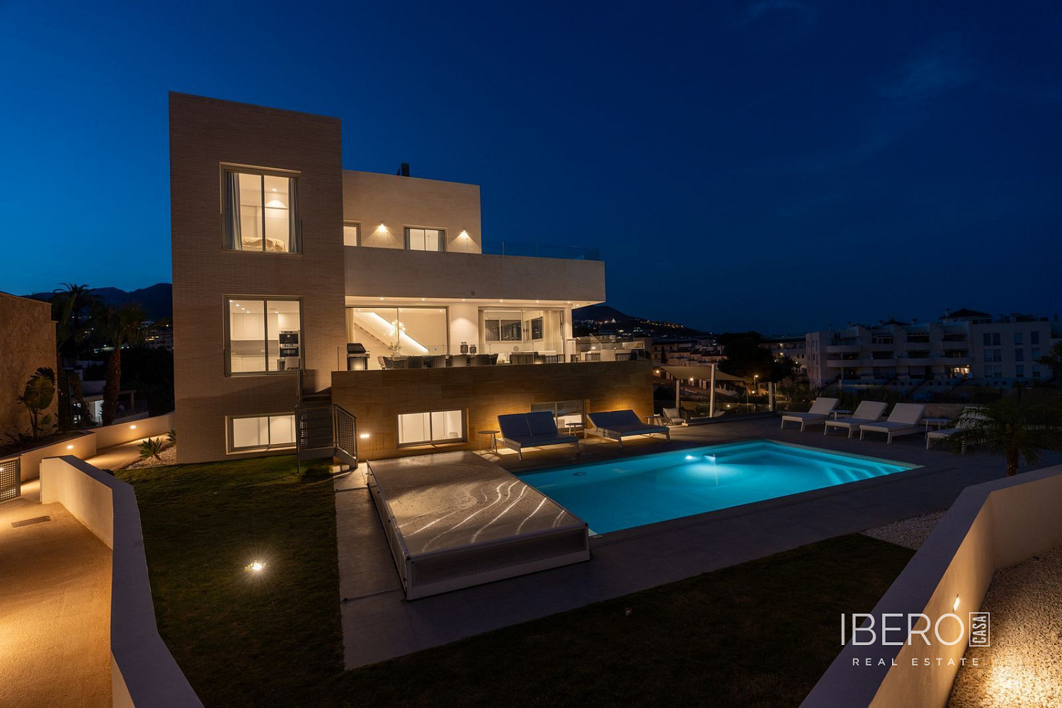 Casa 6+kk – Benalmádena, Carvajal, La Capellanía - Vista 2