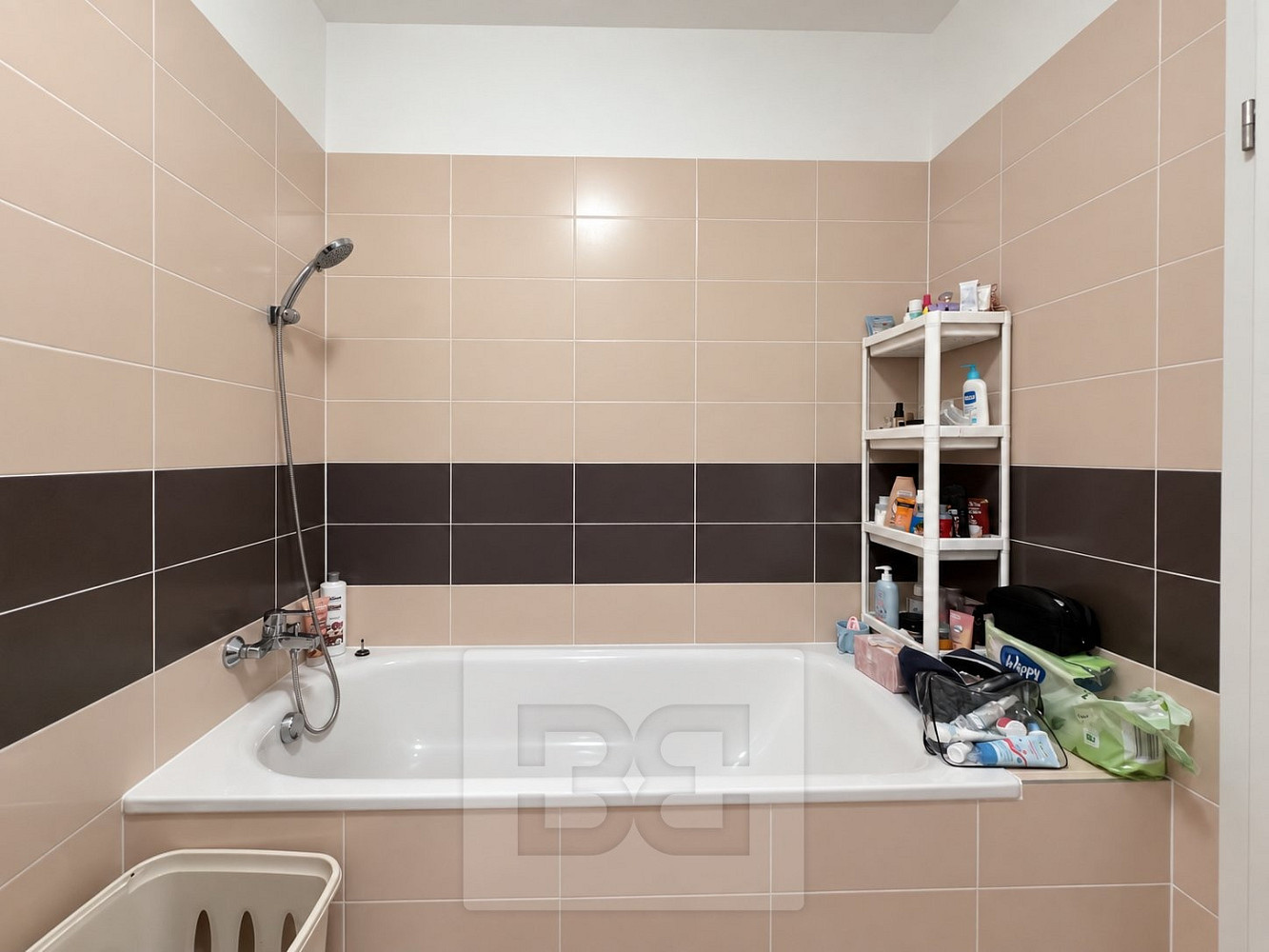 Pronájem bytu 1+kk 35 m² – fotografie 5