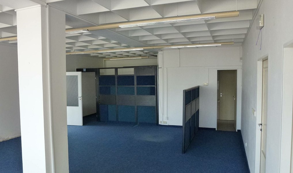 Prodej obchodních prostor 480 m², Most – náhled fotky 3
