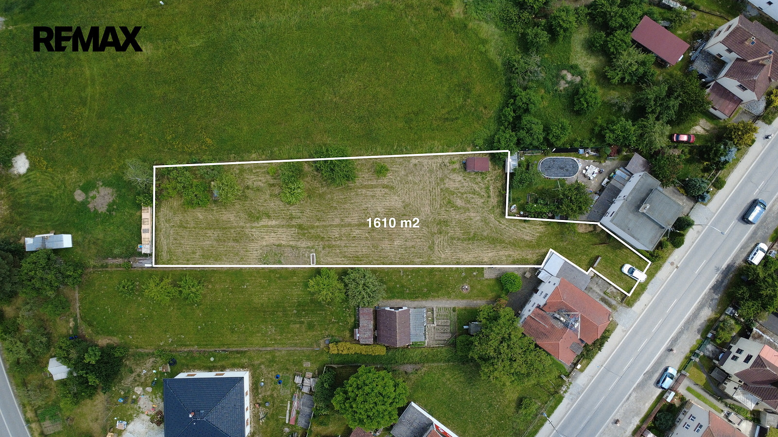 Prodej stavebního pozemku 1 610 m² – fotografie 2