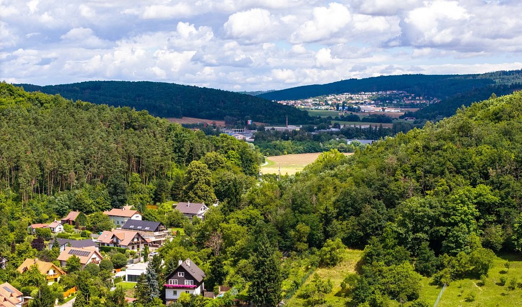 Prodej stavebního pozemku 1 276 m², Kuřim – náhled fotky 6