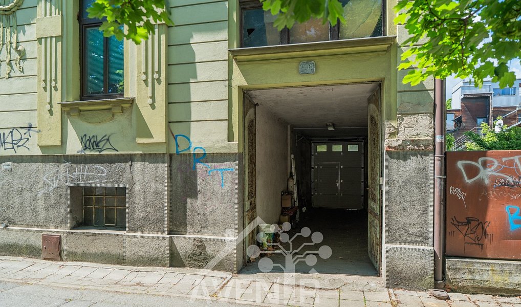 Prodej domu 634 m² s pozemkem 1 177 m², Uherské Hradiště – náhled fotky 30