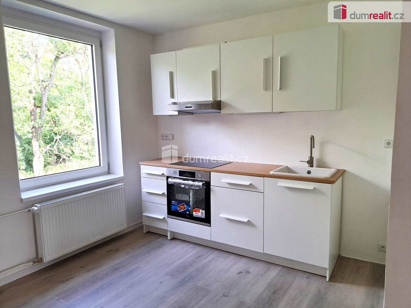 Pronájem bytu 1+1 40 m² — photo 2