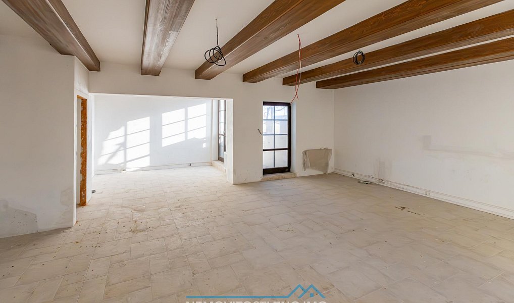 Prodej ubytovacího objektu 1 550 m², Znojmo – náhled fotky 15