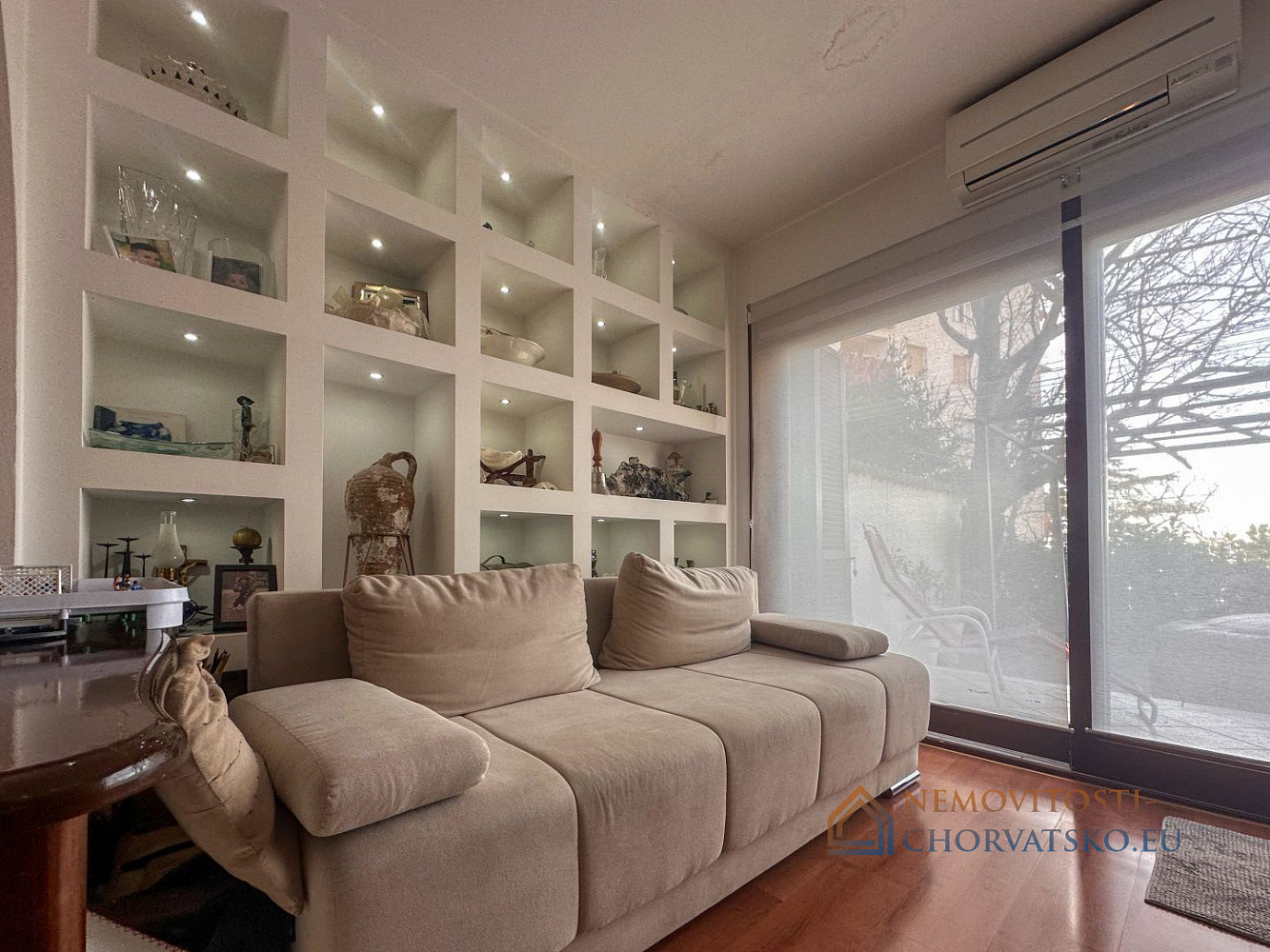 Prodej domu 181 m² s pozemkem 181 m² - Aanzicht 4