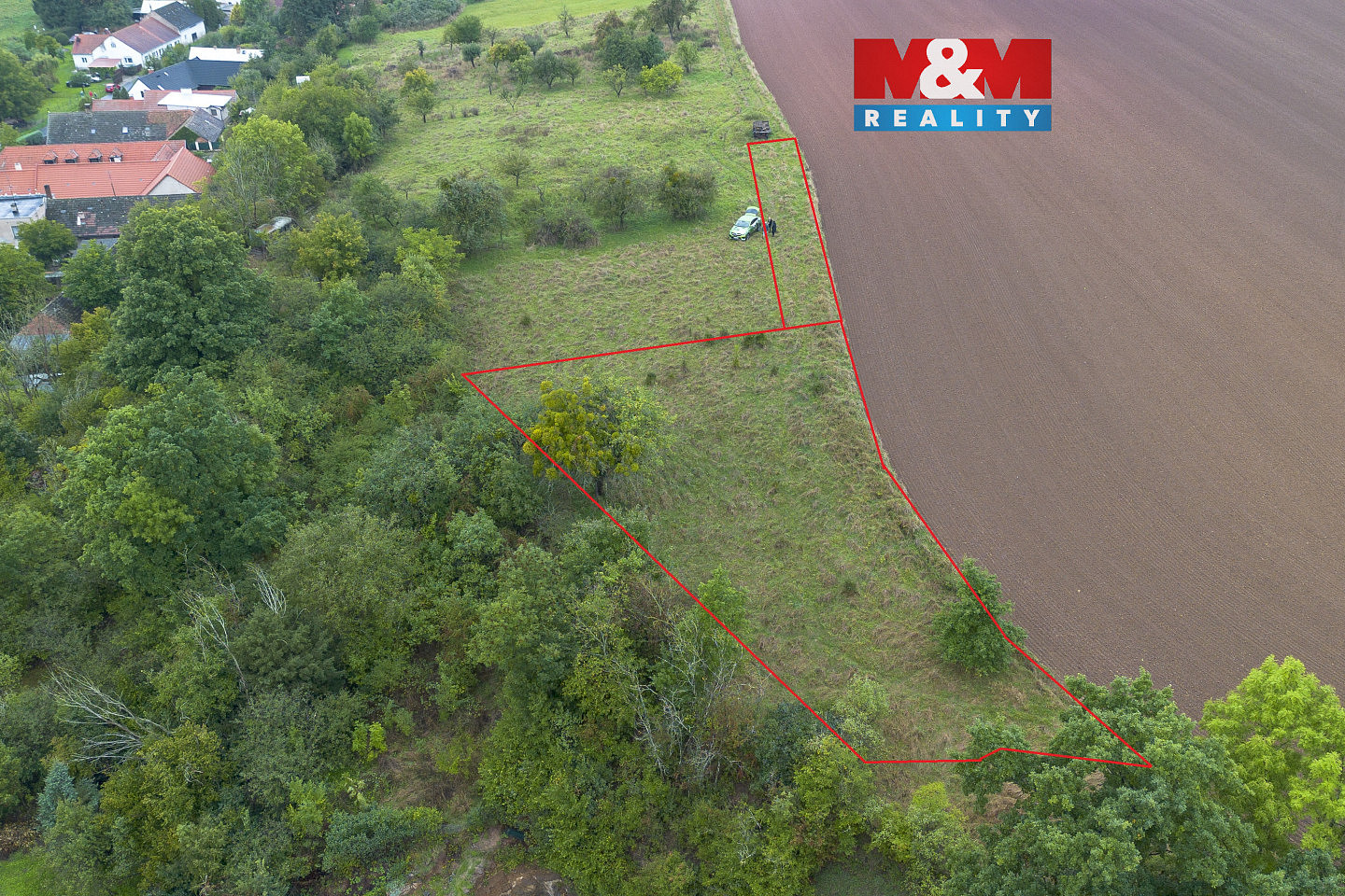 Prodej pole 1 040 m²