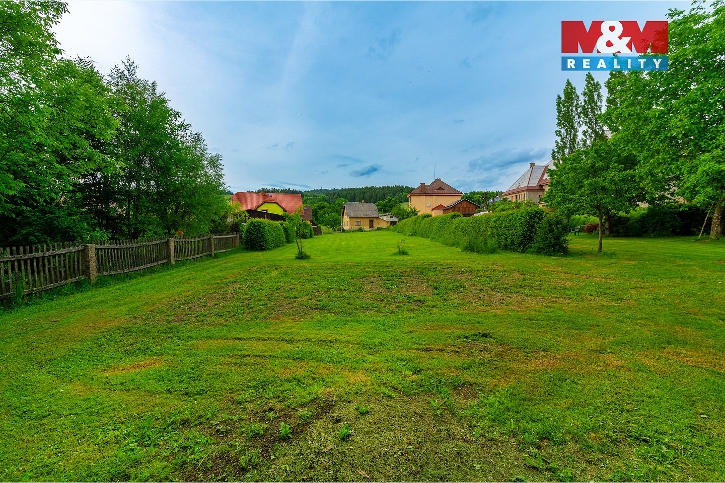 Prodej stavebního pozemku 1 334 m² — photo 4