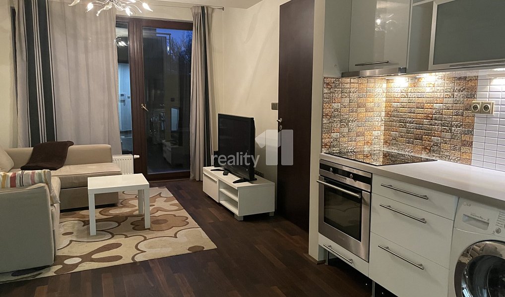 Pronájem bytu 2+kk, 46 m², Kobylisy - Praha 8, Praha