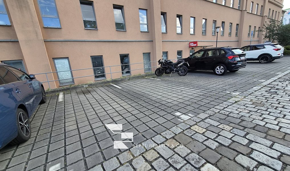 Pronájem garáže, 12 m², Zábrdovice - Brno-město, Brno