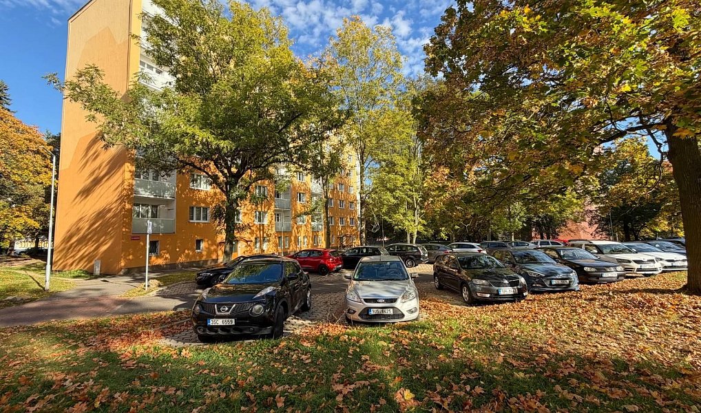 Prodej bytu 3+1 71 m², Chomutov – fotka 1 z 18