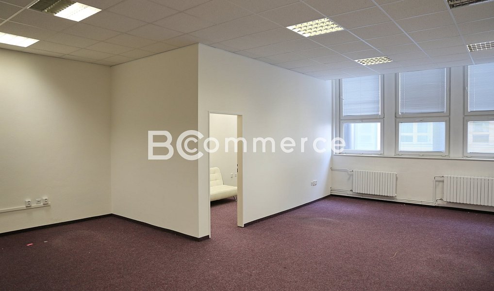 Pronájem kanceláře 58 m², Brno – fotka 1 z 8