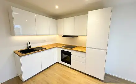 Prodej bytu 4+kk 81 m²